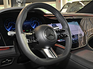 Mercedes-Benz EQS 580 SUV 4M AMG Sport Premium Plus 28 navigation