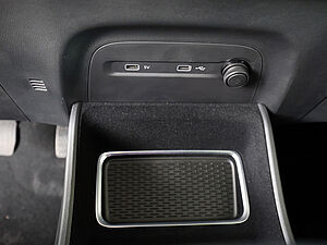 Maxus MIFA 9 Luxury 90 kW/h 18 navigation