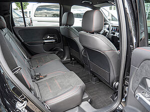 Mercedes-Benz GLB 200 d AMG Line 4 navigation