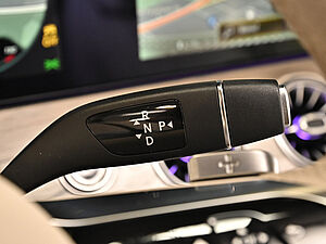 Mercedes-Benz E 220 d Coupé AMG Line 19 navigation