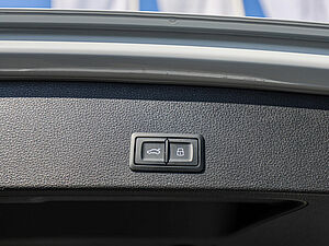 Audi Q2 S line 35 TFSI S tronic 33 navigation