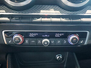 Audi Q2 S line 35 TFSI 15 navigation