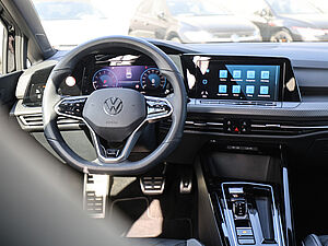 Volkswagen Golf VIII Variant R-Line Black 1.5 l eTSI DSG 10 navigation