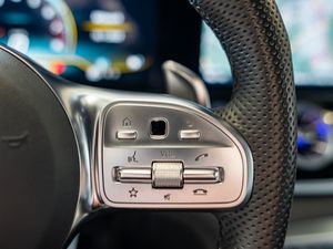 Mercedes-Benz AMG GT 43 4M+ Pano Night AHK HUD LED Navi Kam 19 navigation