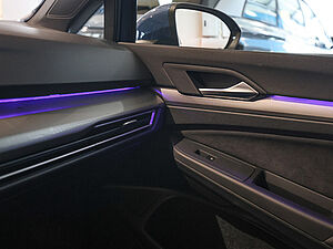 Volkswagen Golf VIII EDITION 50 1.5 eTSI 17 navigation
