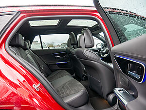 Mercedes-Benz C 220 d T AMG Line 4 navigation