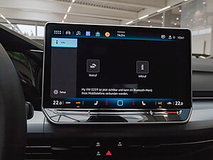 Volkswagen Golf VIII Variant Goal 2,0 l TDI DSG 14 navigation