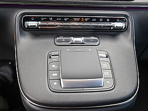 Mercedes-Benz V 300 d AVANTGARDE Extralang 12 navigation