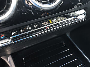 Mercedes-Benz GLA 250 e Progressive Advanced 15 navigation
