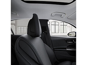 Mercedes-Benz C 300 e 4M Avantgarde Advanced Plus 15 navigation