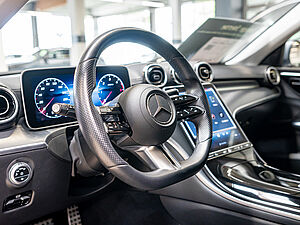 Mercedes-Benz C 220 d T AMG Sport 19 navigation