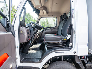 Fuso Canter e7C18e Koffer LBW 200km Reichw Klima LED 6 navigation