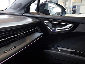 Audi Q4 40 e-tron 20 navigation