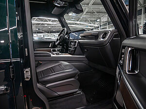 Mercedes-Benz G 350 d smaragdgrün 3 navigation