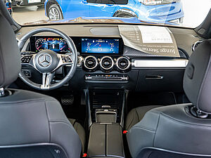 Mercedes-Benz GLB 250 4M Progressive Advanced 8 navigation