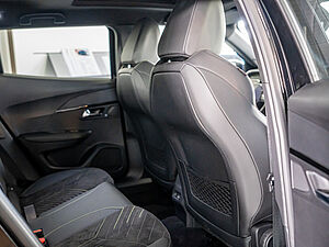 Peugeot 2008 GT BHDI130 Facelift 4 navigation