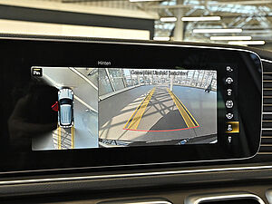 Mercedes-Benz GLE 350 e 4M AMG Line 12 navigation