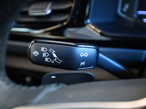 Volkswagen T-Roc R-Line 1.5l TSI DSG 29