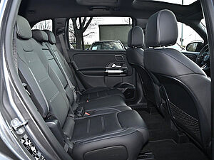 Mercedes-Benz GLB 35 AMG 4M 5 navigation