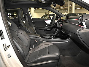 Mercedes-Benz A 45 AMG S 4M+ 3 navigation