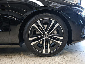 Mercedes-Benz CLA 180 SB Progressive Advanced 5 navigation