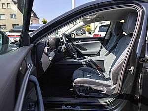 Volkswagen Passat Variant Business 1,5 l eTSI DSG 10 navigation