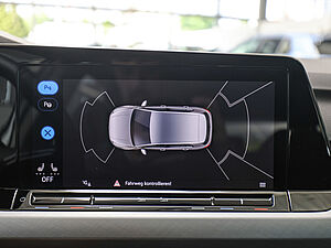 Volkswagen Golf VIII Life 1,0 l TSI 17 navigation
