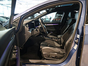 Volkswagen Golf VIII EDITION 50 1.5 eTSI 10 navigation