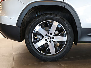 Mercedes-Benz GLB 250 4M Progressive 5 navigation