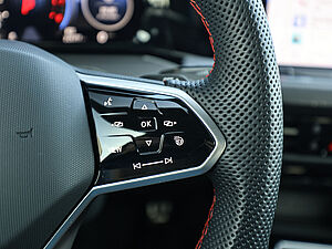 Volkswagen Golf VIII GTI Clubsport DSG 28 navigation