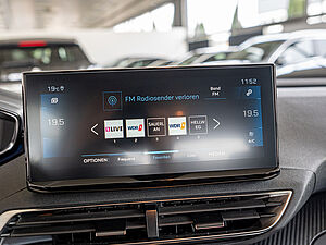 Peugeot 3008 Active Pack PT130 9 navigation