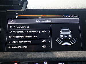 Audi RS3 Sportback 14 navigation