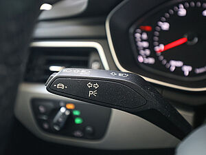 Audi A4 Avant advanced 40 TDI quattro S tronic 22 navigation