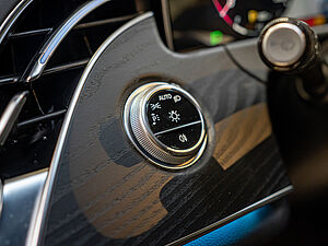 Mercedes-Benz E 220 d AMG Sport 18 navigation