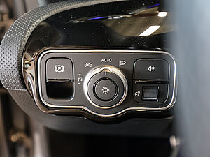 Mercedes-Benz CLA 200 SB AMG Sport Edition 28 navigation