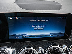 Mercedes-Benz GLB 200 d AMG Line 10 navigation