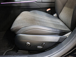Mercedes-Benz E 220 d Avantgarde Advanced 19" 30 navigation