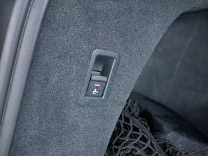 Audi RS6 Avant 4.0 TFSI quattro AHK Matrix HUD Luf 32 navigation