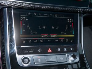 Audi Q7 50 TDI quattro competition plus LASER PANO 16 navigation