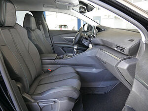 Peugeot 5008 Allure PT130 4 navigation