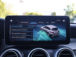 Mercedes-Benz GLC 300 de 4M 14 navigation