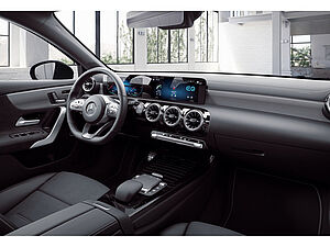 Mercedes-Benz A 250 e AMG Line 4 navigation