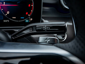 Mercedes-Benz C 300 d T AMG Line 17 navigation