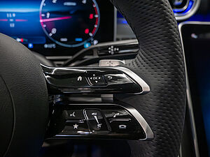 Mercedes-Benz C 220 C 220d T Edition AMG Line 13 navigation
