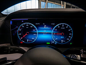 Mercedes-Benz E 300 de 4M T Exclusive 15 navigation