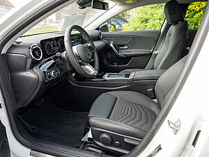 Mercedes-Benz A 180 Progressive Advanced 2 navigation
