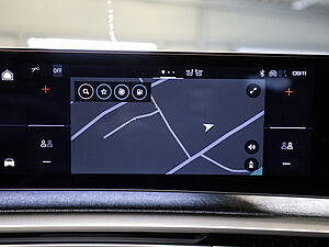 Peugeot 5008 Allure HYBRID 136 e-DSC6 11 navigation