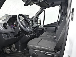 Mercedes-Benz Sprinter 317 CDI Kasten L4H2 8 navigation
