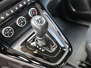 Mercedes-Benz T 180 d STYLE Standard 11 navigation
