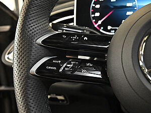Mercedes-Benz E 300 e AMG Sport Advanced 17 navigation
